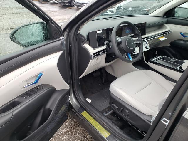 new 2025 Hyundai TUCSON Hybrid car, priced at $34,031