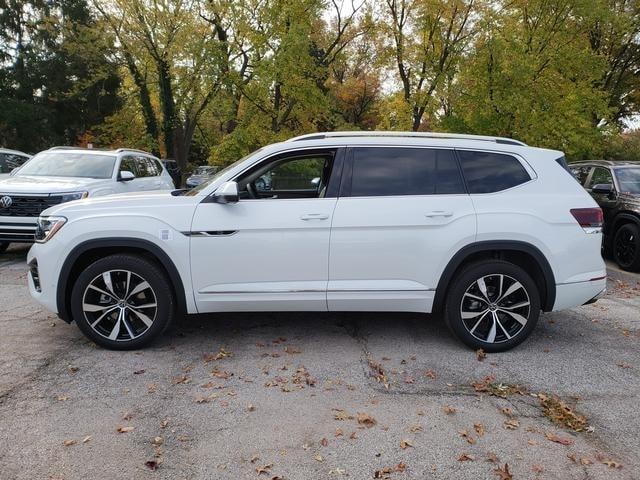 new 2025 Volkswagen Atlas car, priced at $55,002