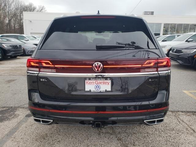 new 2025 Volkswagen Atlas car, priced at $53,967