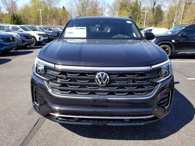 new 2024 Volkswagen Atlas Cross Sport car, priced at $50,061