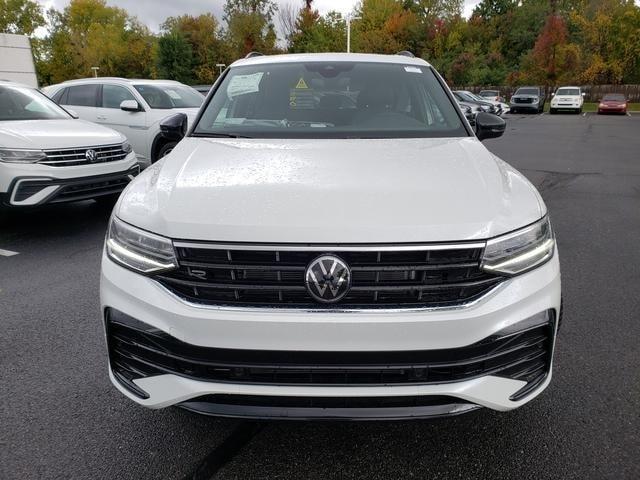 new 2024 Volkswagen Tiguan car, priced at $37,490