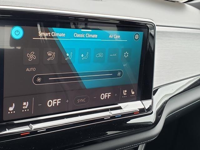 new 2026 Volkswagen Atlas Cross Sport car, priced at $46,812