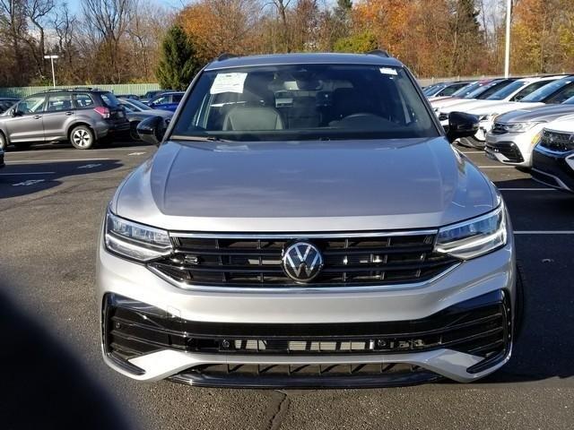 new 2024 Volkswagen Tiguan car, priced at $37,299