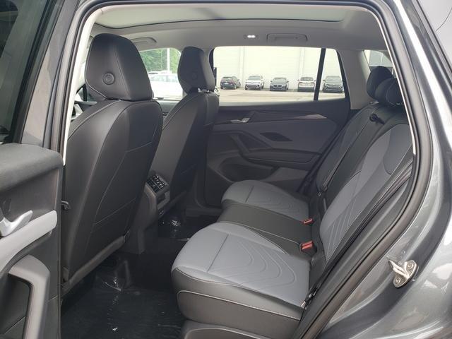 new 2025 Volkswagen Tiguan car, priced at $35,793