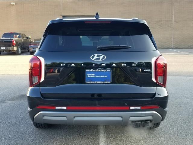 used 2023 Hyundai Palisade car, priced at $39,000