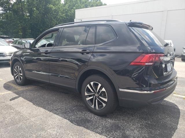 new 2024 Volkswagen Tiguan car, priced at $32,068