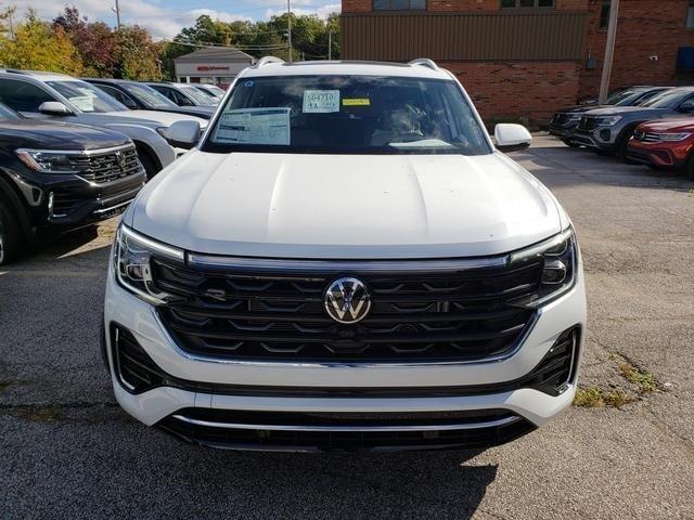 new 2025 Volkswagen Atlas car, priced at $55,002