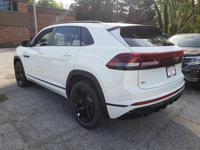 new 2025 Volkswagen Atlas Cross Sport car, priced at $50,178