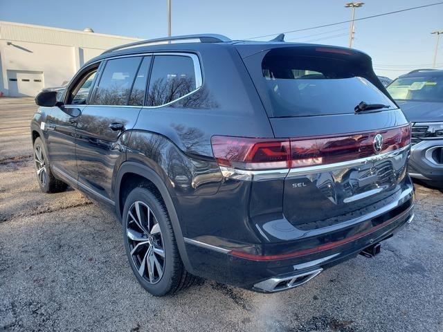 new 2025 Volkswagen Atlas car, priced at $54,738