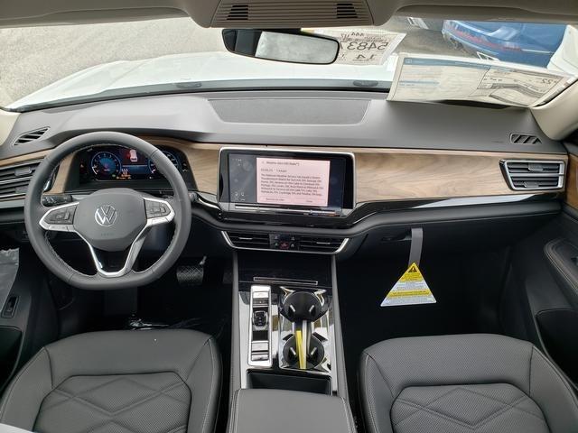 new 2025 Volkswagen Atlas car, priced at $43,101