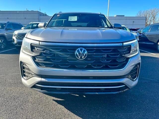 new 2024 Volkswagen Atlas Cross Sport car, priced at $49,726