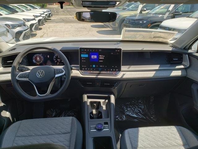 new 2025 Volkswagen Tiguan car, priced at $33,035