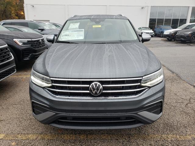 new 2024 Volkswagen Tiguan car, priced at $34,708