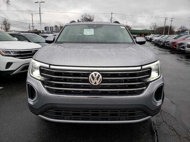 new 2025 Volkswagen Atlas car, priced at $47,560