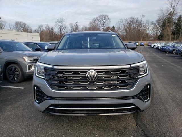 new 2025 Volkswagen Atlas car, priced at $55,175