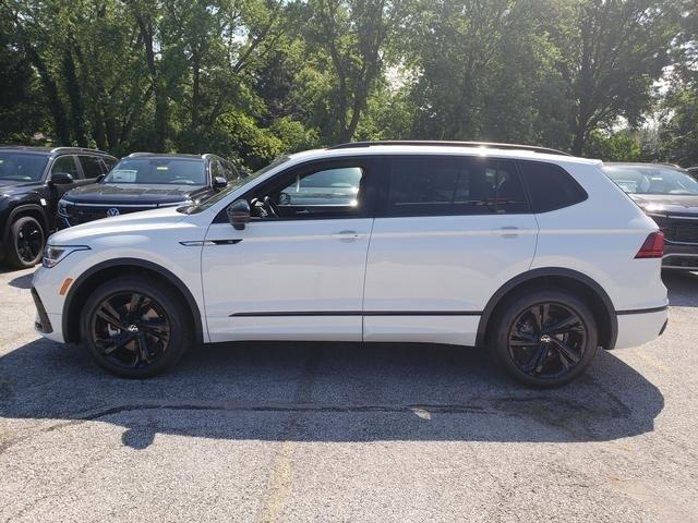 new 2024 Volkswagen Tiguan car, priced at $37,663