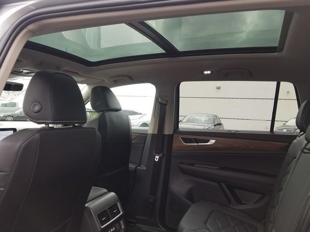 new 2025 Volkswagen Atlas car, priced at $46,327