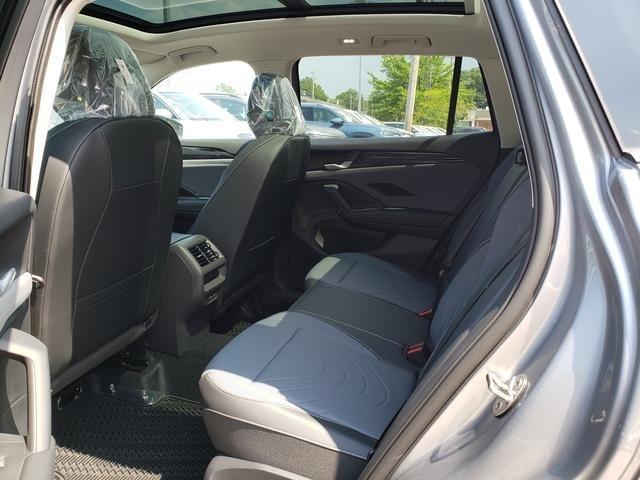 new 2025 Volkswagen Tiguan car, priced at $36,519