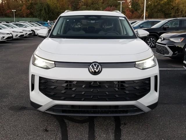 new 2026 Volkswagen Tiguan car, priced at $32,881