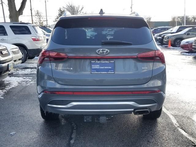 used 2022 Hyundai Santa Fe car, priced at $24,377