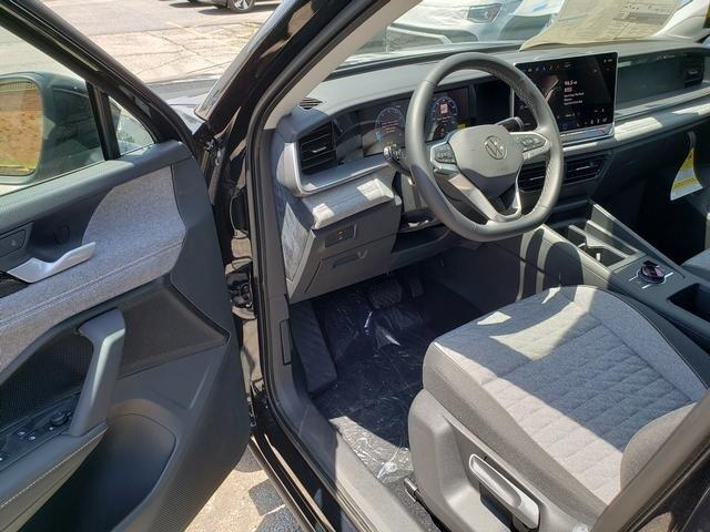 new 2025 Volkswagen Tiguan car, priced at $32,051