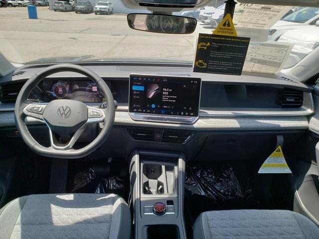 new 2025 Volkswagen Tiguan car, priced at $32,051