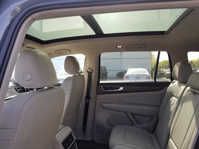 new 2025 Volkswagen Atlas car, priced at $54,577