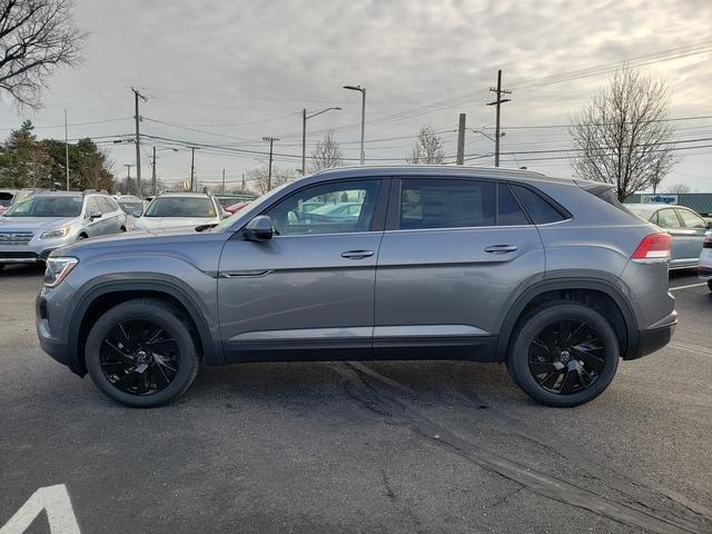 new 2025 Volkswagen Atlas Cross Sport car