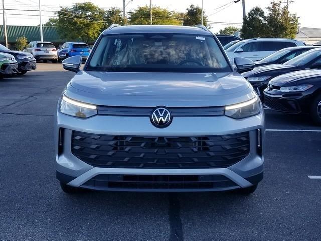 new 2025 Volkswagen Tiguan car, priced at $33,697