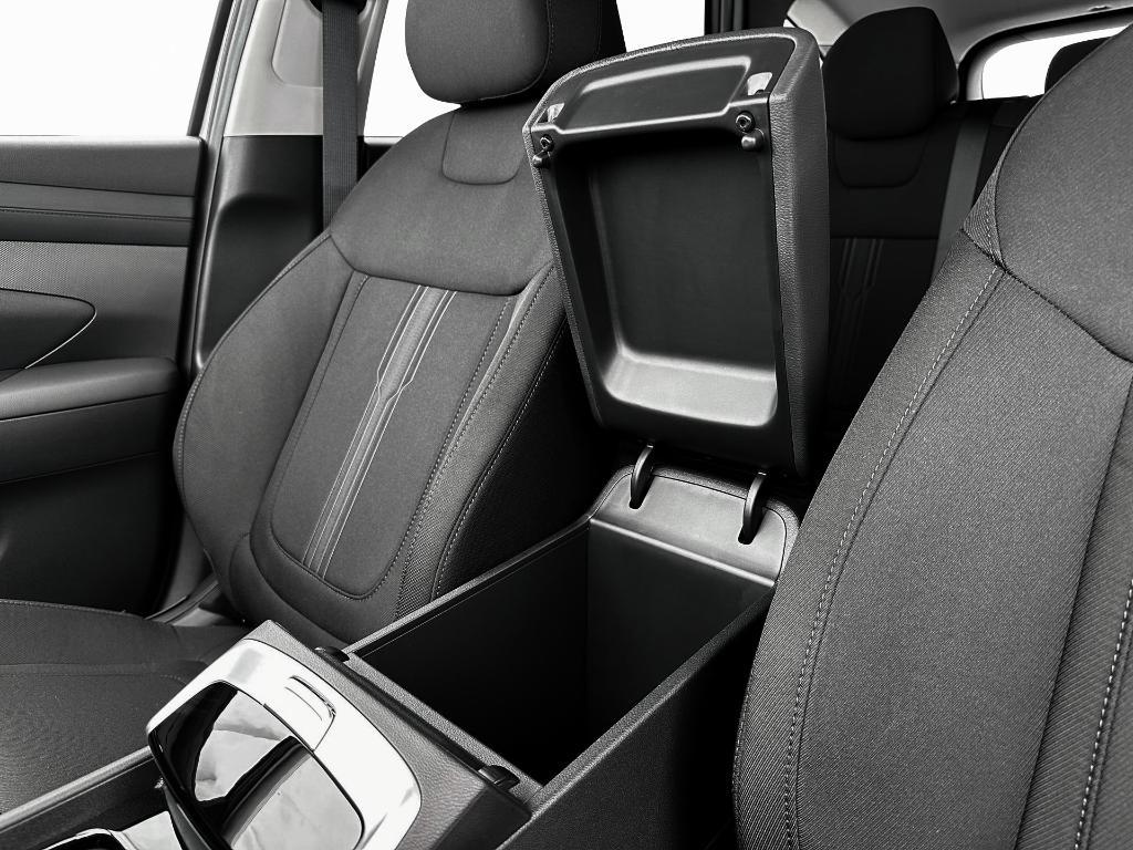 new 2025 Hyundai Tucson car, priced at $33,864