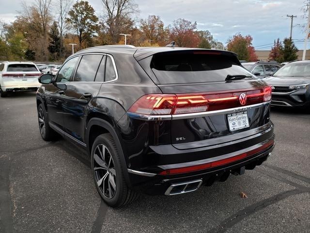 new 2025 Volkswagen Atlas Cross Sport car, priced at $52,991