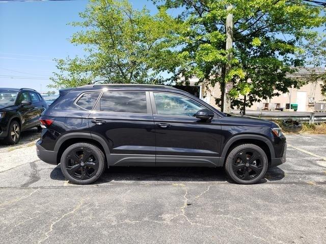 new 2025 Volkswagen Taos car, priced at $33,358