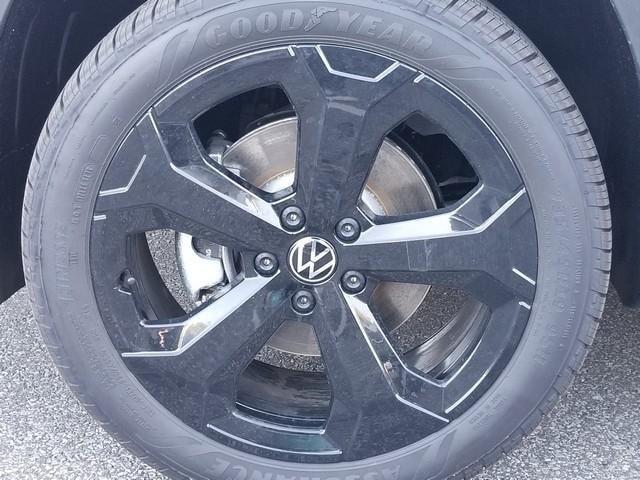 new 2025 Volkswagen Taos car, priced at $32,875