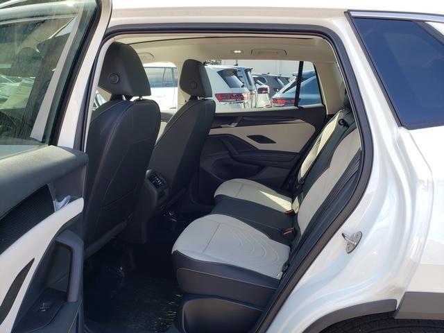 new 2025 Volkswagen Tiguan car, priced at $36,855