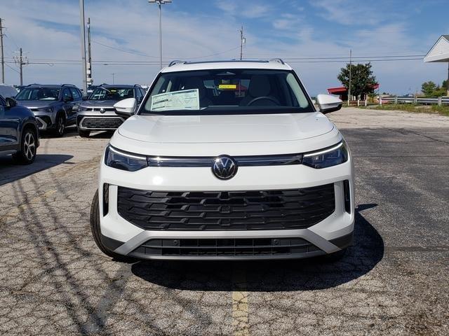 new 2025 Volkswagen Tiguan car, priced at $36,855