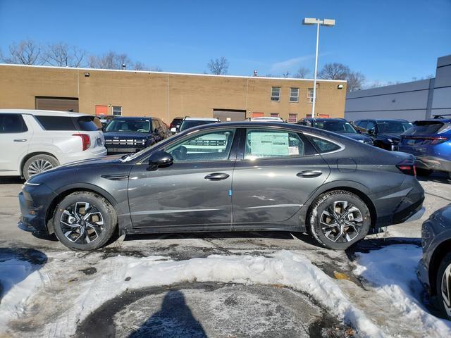 new 2025 Hyundai Sonata car, priced at $28,474