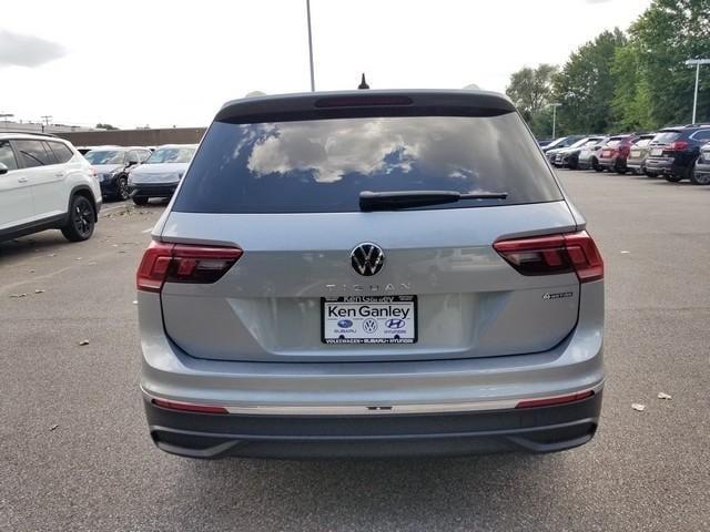 new 2024 Volkswagen Tiguan car, priced at $31,924