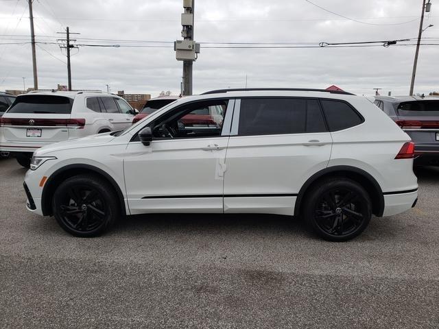 new 2024 Volkswagen Tiguan car, priced at $37,663