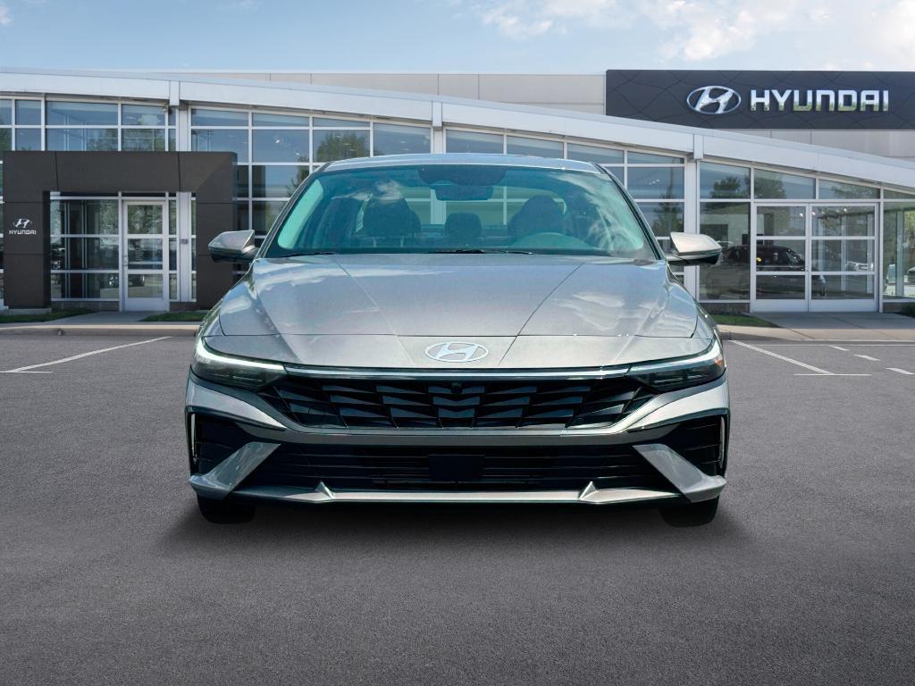 new 2025 Hyundai Elantra car, priced at $27,662