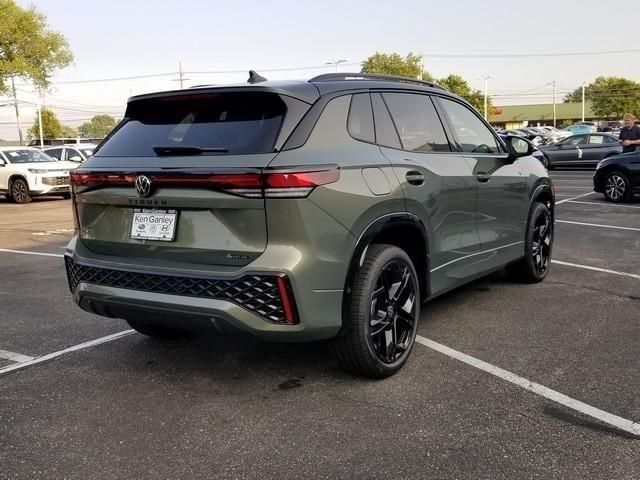 new 2025 Volkswagen Tiguan car, priced at $38,553