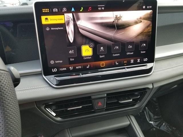 new 2025 Volkswagen Tiguan car, priced at $38,553