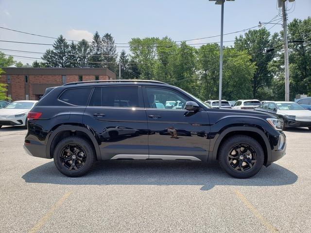 new 2025 Volkswagen Atlas car, priced at $47,308