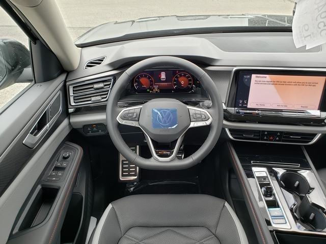 new 2025 Volkswagen Atlas car, priced at $47,943