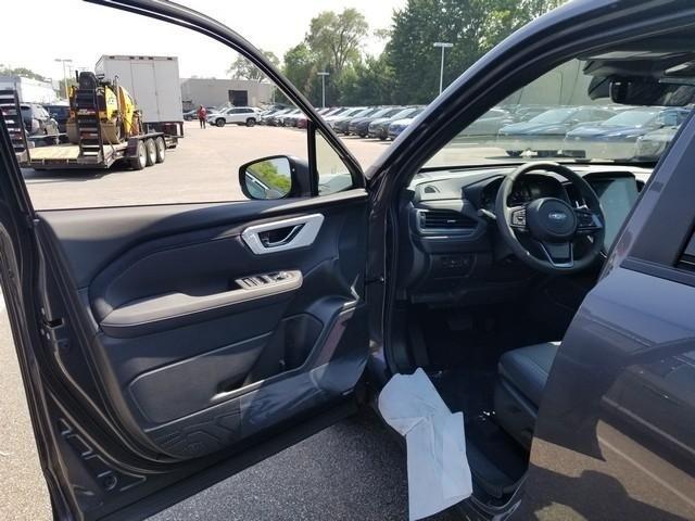 new 2025 Subaru Forester car, priced at $40,577
