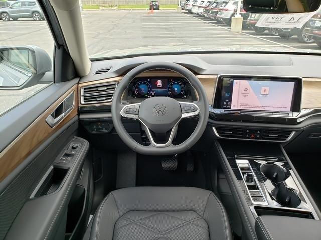 new 2025 Volkswagen Atlas car, priced at $45,295