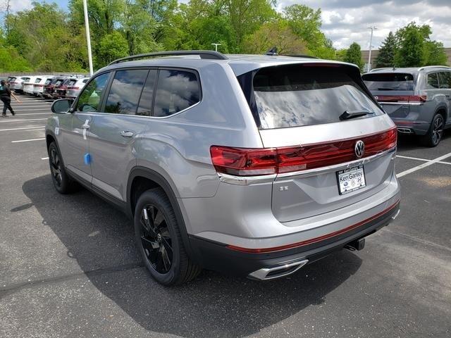 new 2025 Volkswagen Atlas car, priced at $45,295