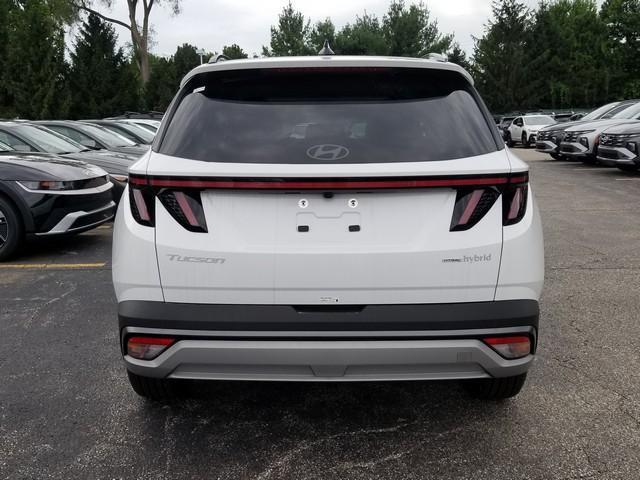 new 2025 Hyundai TUCSON Hybrid car