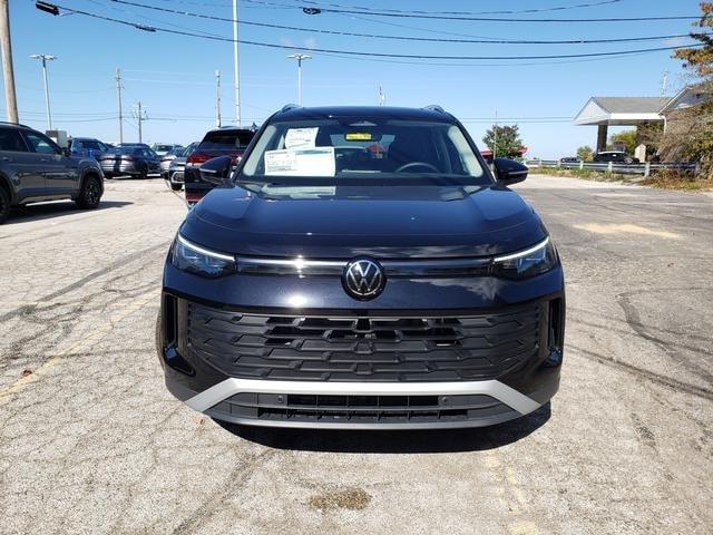 new 2025 Volkswagen Tiguan car, priced at $35,319