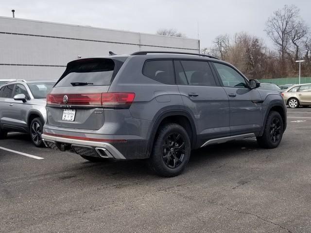new 2025 Volkswagen Atlas car