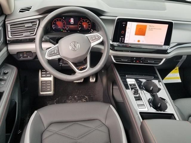 new 2025 Volkswagen Atlas car